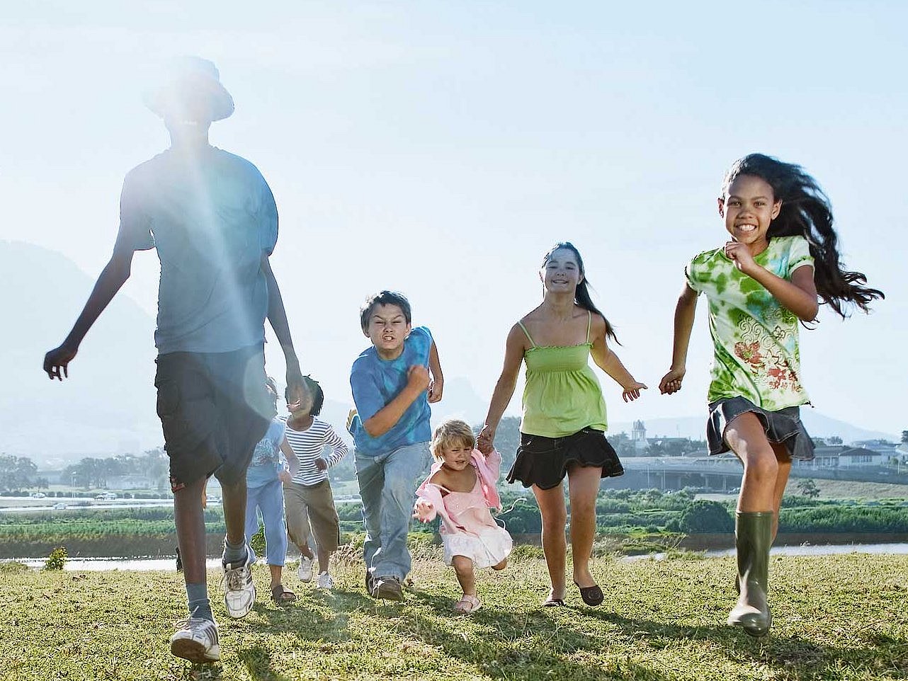 niños corriendo